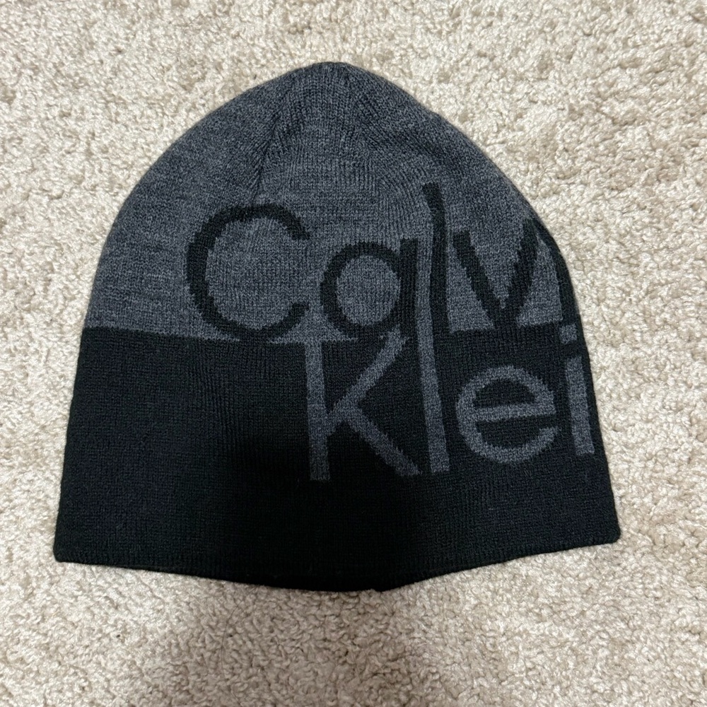 Calvin Klein Gray Knit